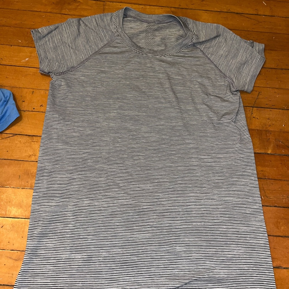 Lululemon Swiftly Tech Grey And White Striped - image 2